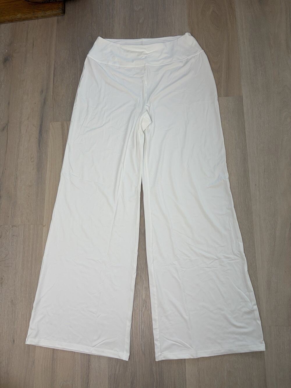 Girlfriend Collective White Wide Leg High Rise Lounge Pants Size Large NWOT 4095